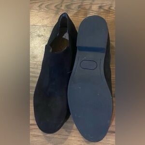 Women’s suede shoes